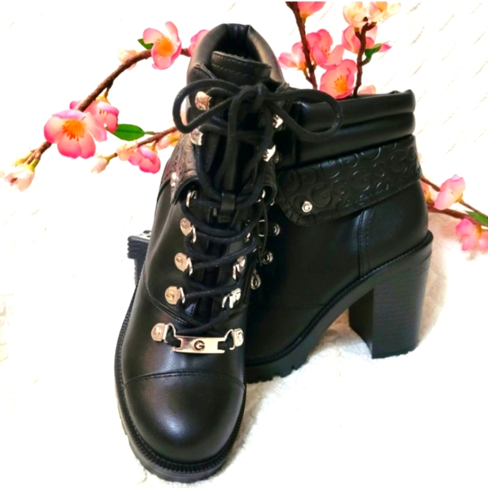 🍃⚘️GBG Los Angeles Guess Combat Boots - Picture 2 of 9